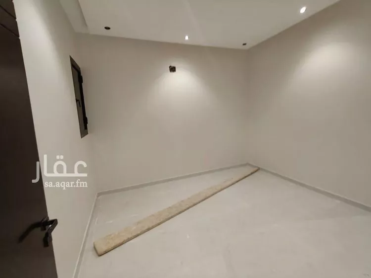 دور للبيع في شارع العزيزيه, حي طيبة, مدينة الرياض, منطقة الرياض صورة 5