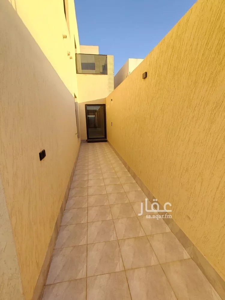 Floor for Sale in Riyadh Badr صورة 3