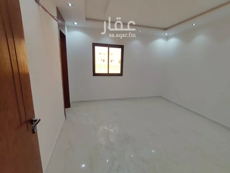 فيلا للبيع في شارع العزيزيه, حي طيبة, مدينة الرياض, منطقة الرياض صورة 5