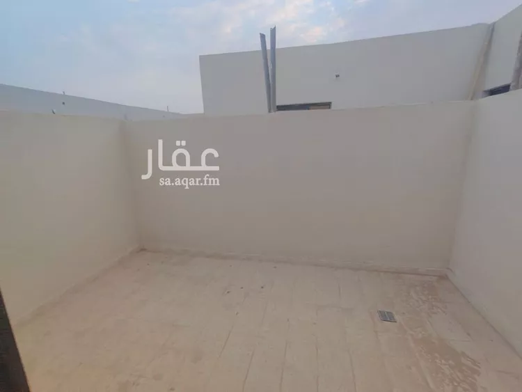 فيلا للبيع في شارع ابن نعيم, حي طيبة, مدينة الرياض, منطقة الرياض 15