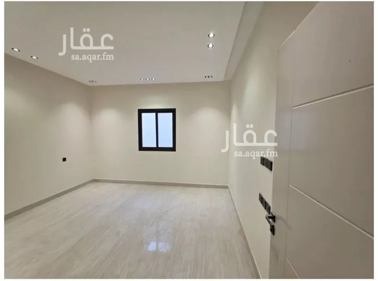 دور للبيع في شارع ابن نعيم, حي طيبة, مدينة الرياض, منطقة الرياض 6