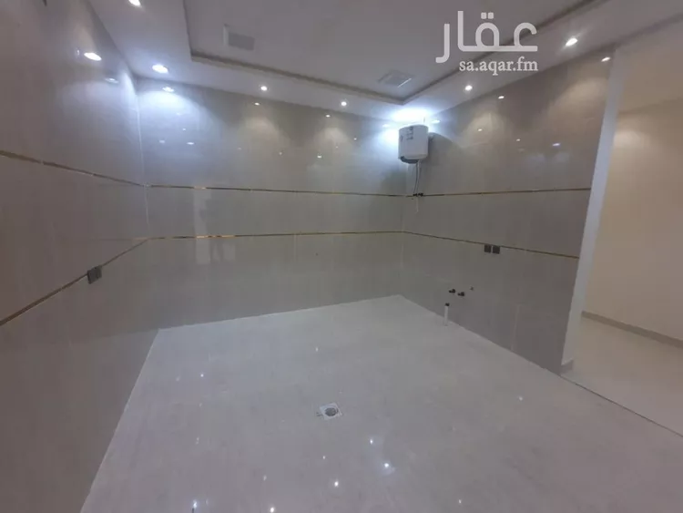 فيلا للبيع في شارع الامام مسلم, حي بدر, مدينة الرياض, منطقة الرياض 11
