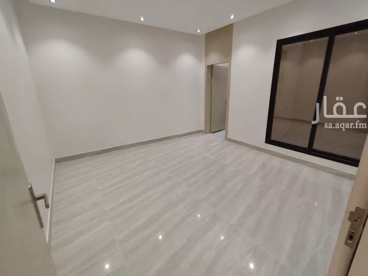 فيلا للبيع في شارع ابن نعيم, حي طيبة, مدينة الرياض, منطقة الرياض صورة 4
