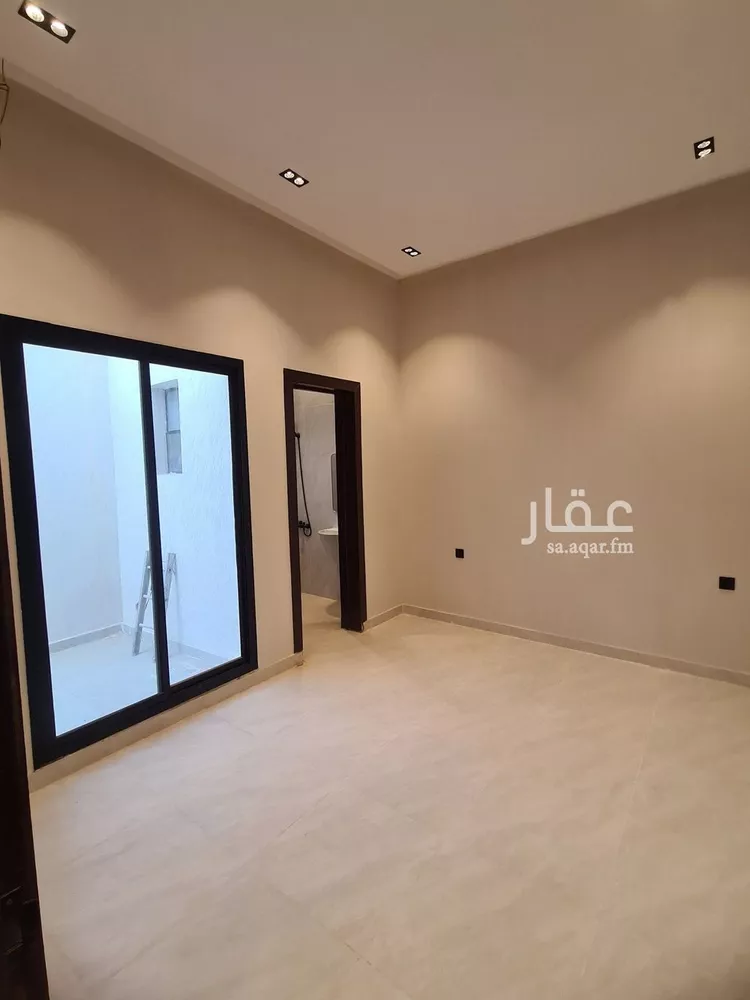 فيلا للبيع في شارع العزيزيه, حي طيبة, مدينة الرياض, منطقة الرياض 13