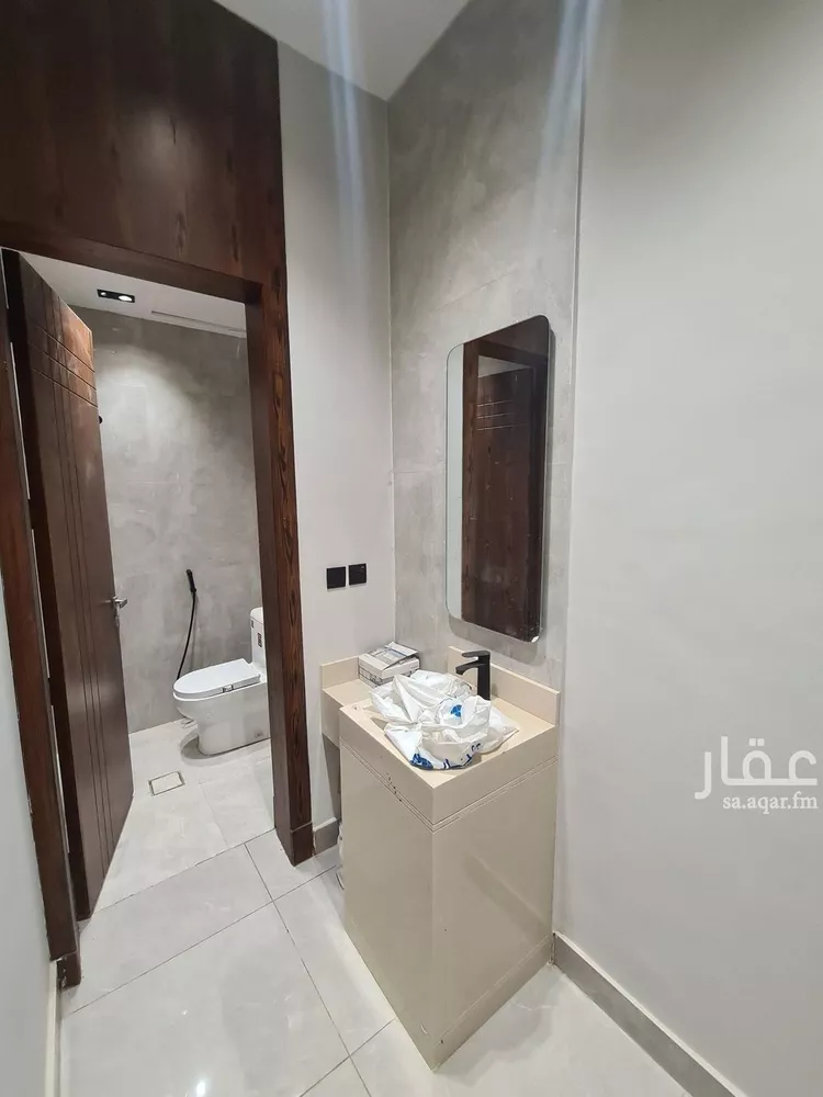 دور للبيع في شارع العزيزيه, حي طيبة, مدينة الرياض, منطقة الرياض صورة 4