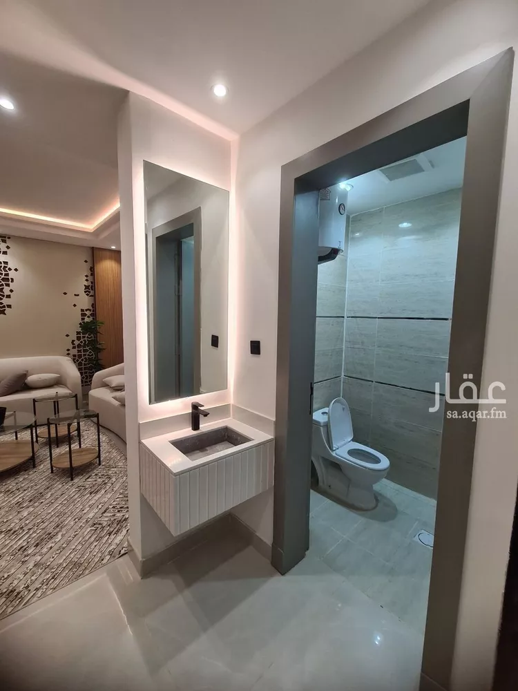 فيلا للبيع في شارع العزيزيه, حي طيبة, مدينة الرياض, منطقة الرياض 9