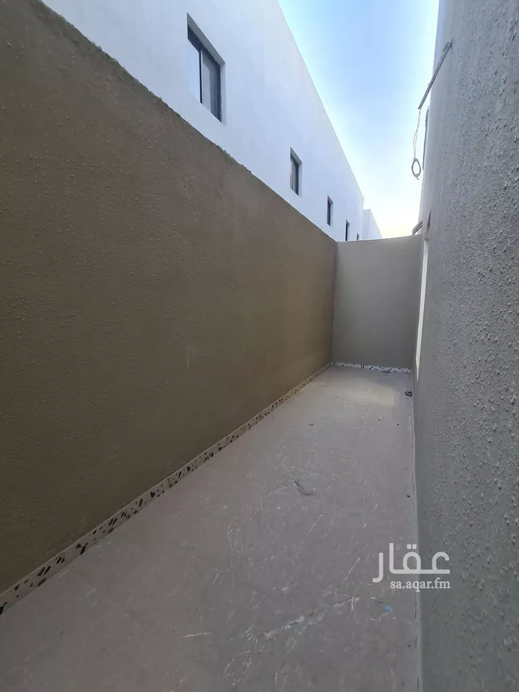دور للبيع في شارع ابن نعيم, حي طيبة, مدينة الرياض, منطقة الرياض 14