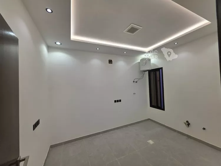 فيلا للبيع في شارع العزيزيه, حي طيبة, مدينة الرياض, منطقة الرياض 13
