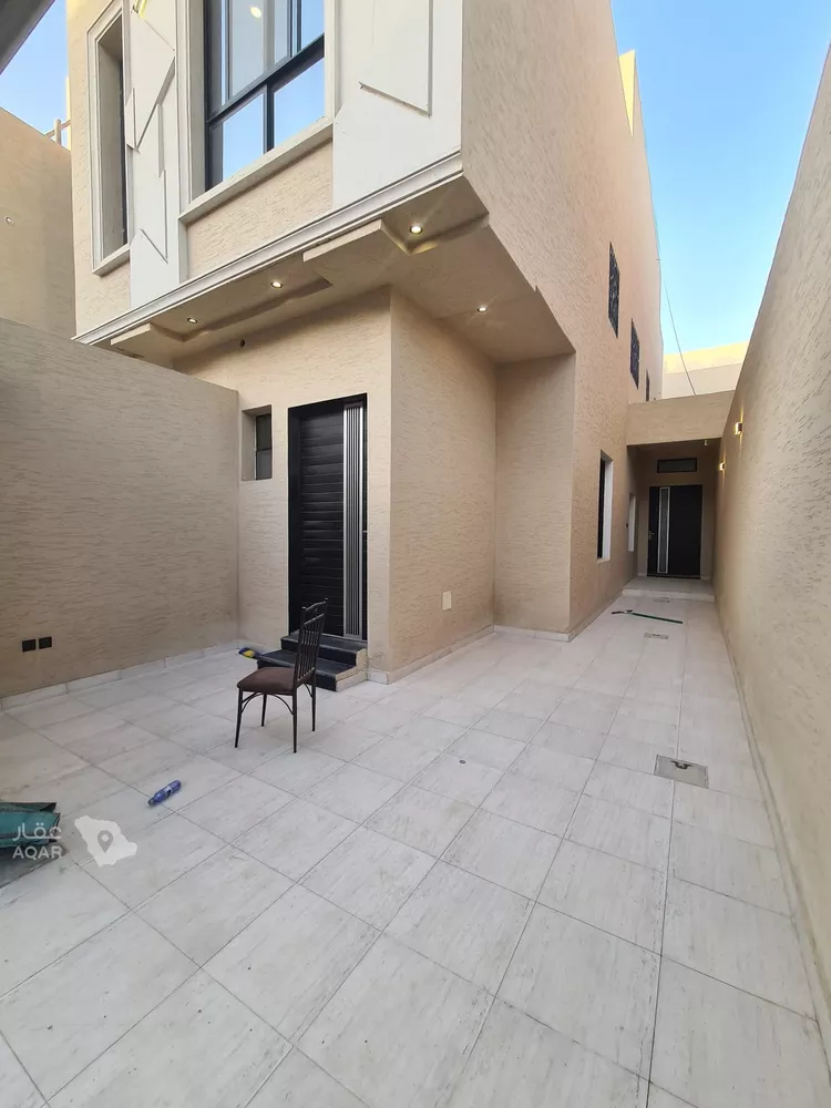 فيلا للبيع في شارع العزيزيه32, حي طيبة, مدينة الرياض, منطقة الرياض صورة 2