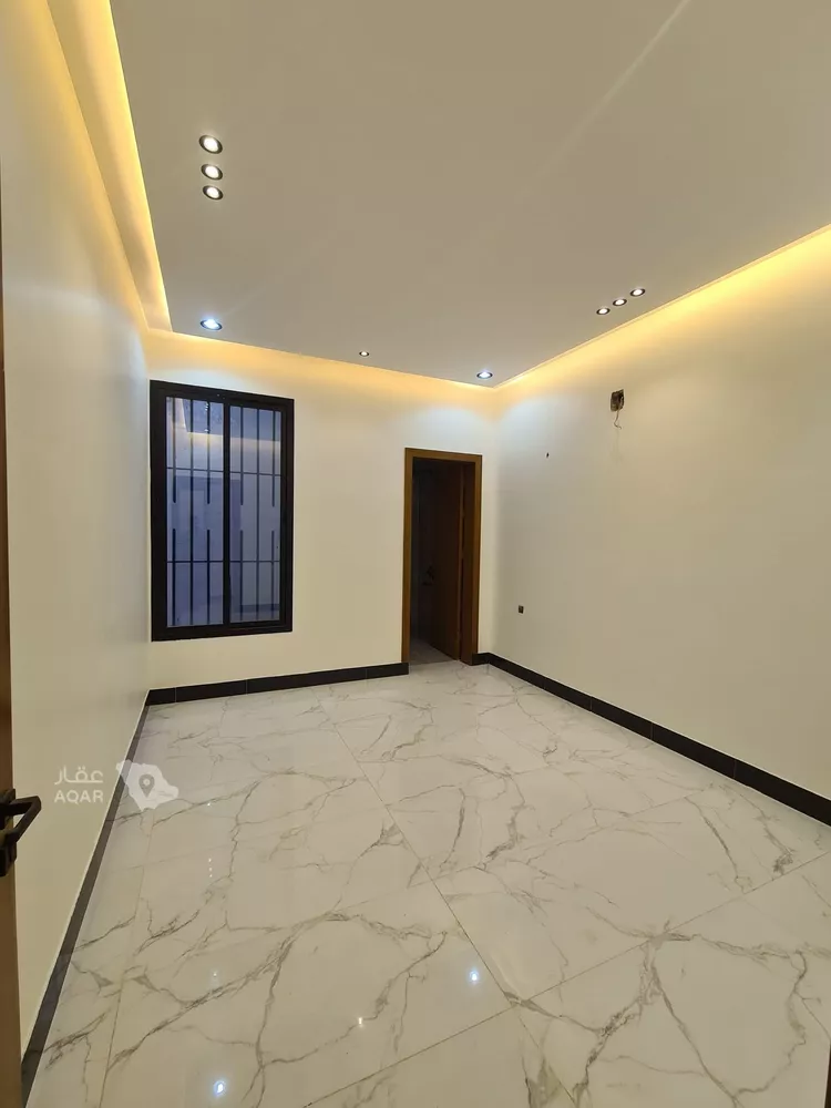 دور للبيع في شارع العزيزيه, حي طيبة, مدينة الرياض, منطقة الرياض 11