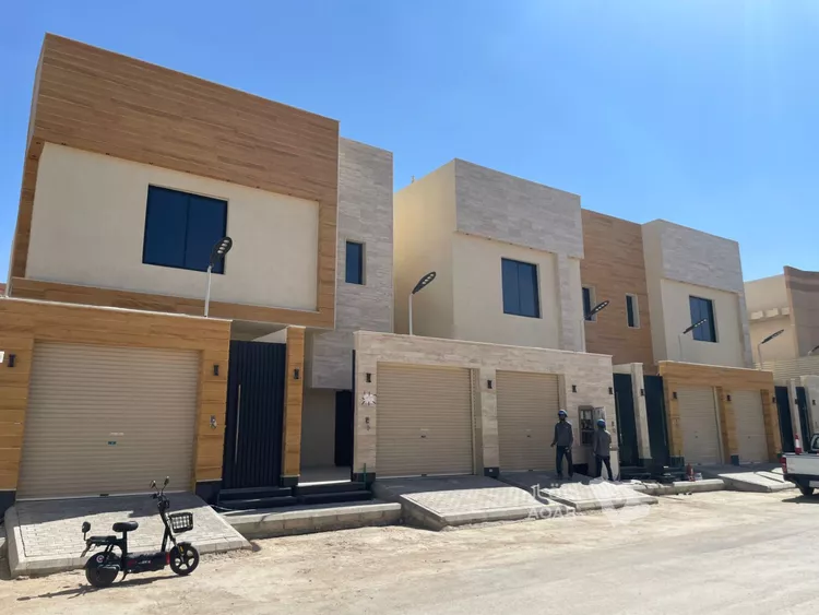دور للبيع في شارع يوسف المفيد, حي العوالي, مدينة الرياض, منطقة الرياض