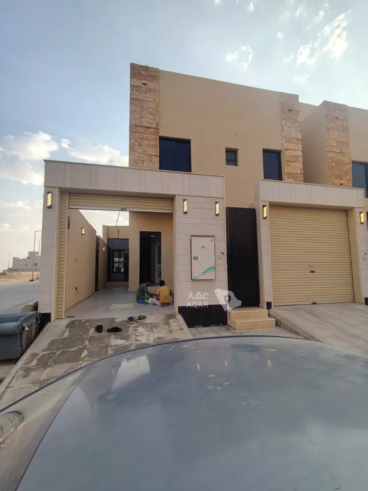 فيلا للبيع في شارع ابن سيدة اللغوي, حي عكاظ, مدينة الرياض, منطقة الرياض 2