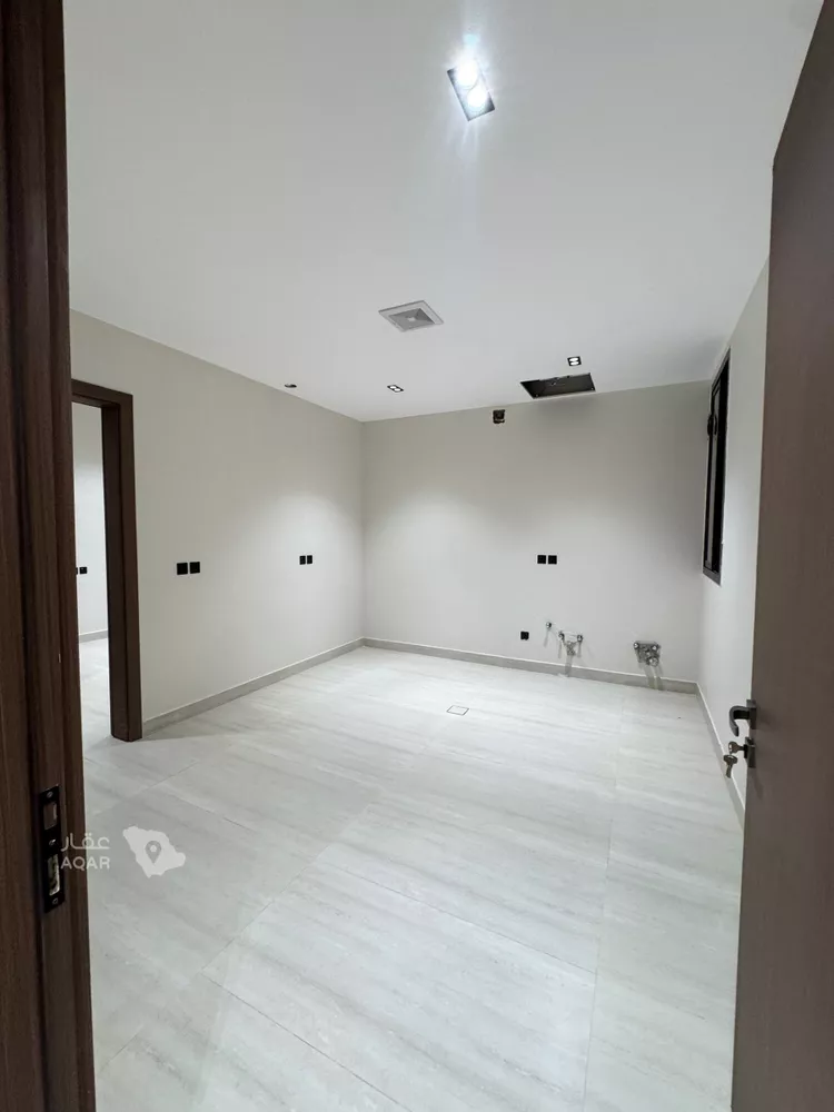 Floor for Sale in Riyadh Dahiat Namar 7