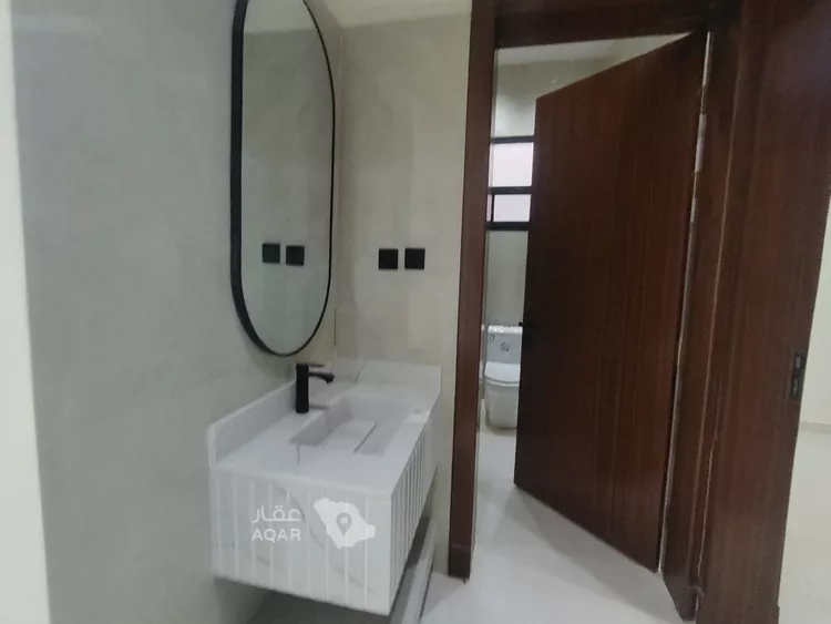 دور للبيع في شارع العزيزيه, حي طيبة, مدينة الرياض, منطقة الرياض صورة 5