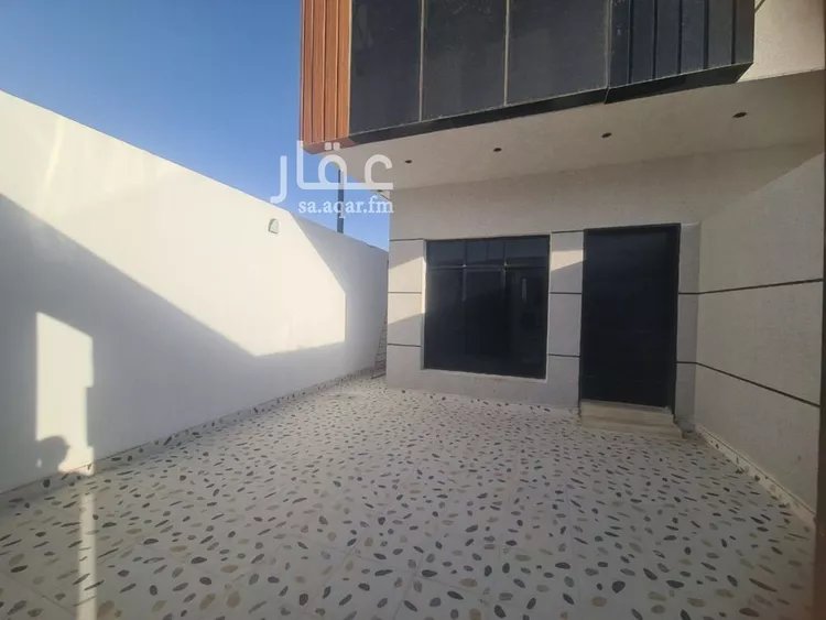 دور للبيع في شارع عبدالملك الفتني, حي بدر, مدينة الرياض, منطقة الرياض صورة 4