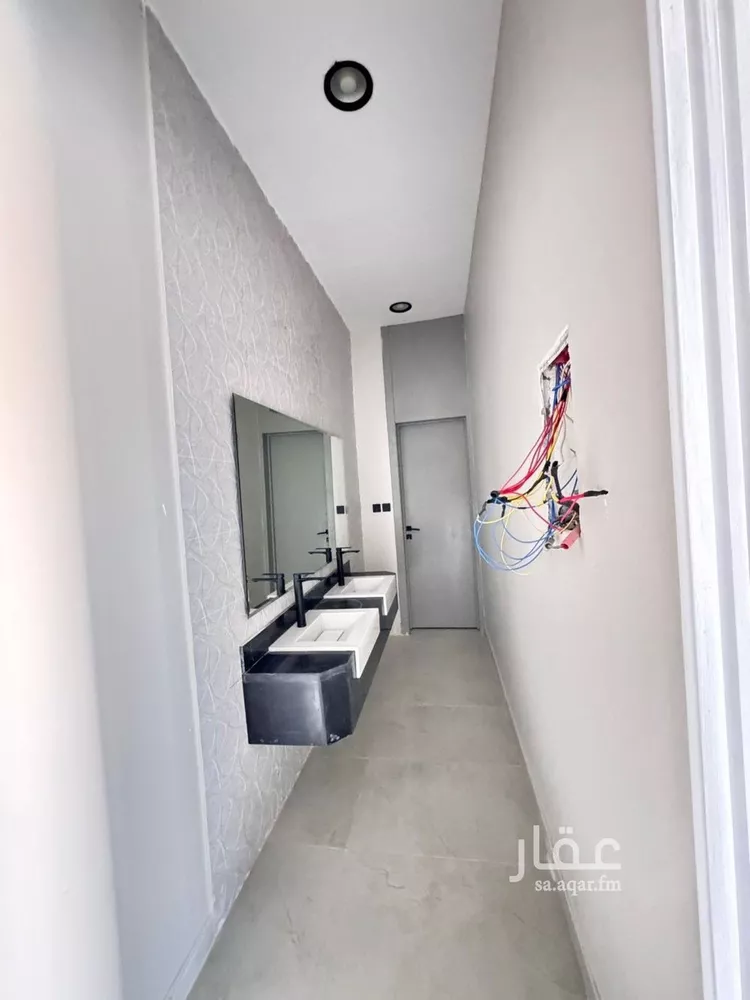 دور للبيع في شارع عبدالرحمن الداخل, حي طويق, مدينة الرياض, منطقة الرياض صورة 3