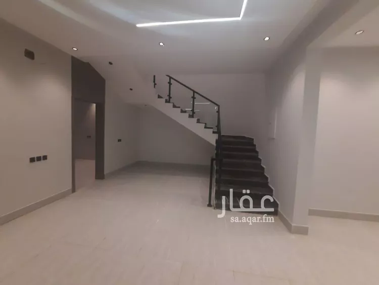 فيلا للبيع في شارع حسين الأبريقي, حي عكاظ, مدينة الرياض, منطقة الرياض صورة 4
