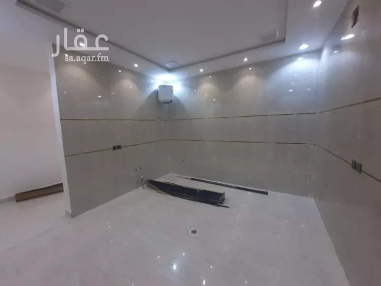 فيلا للبيع في شارع الصفا الملبد, حي طيبة, مدينة الرياض, منطقة الرياض 11