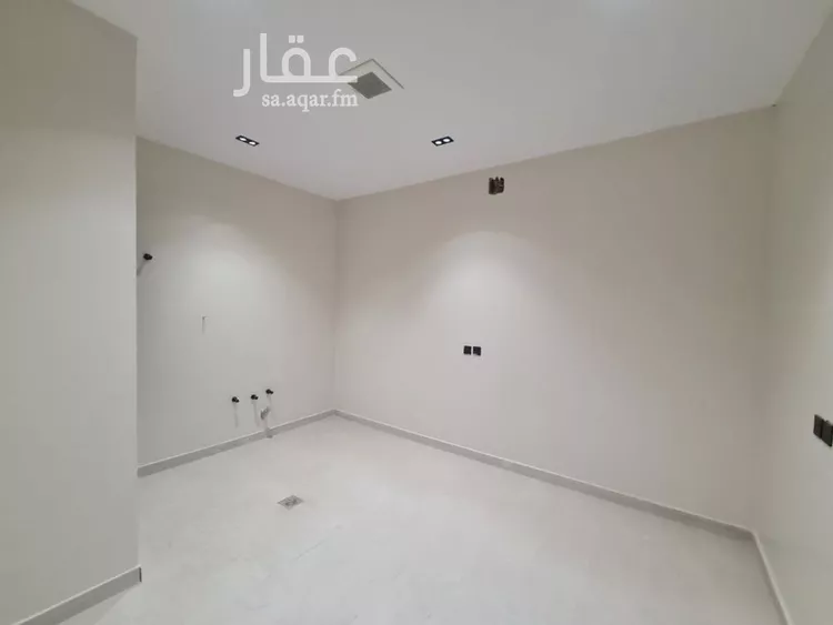دور للبيع في شارع السيد عبدالله شطا, حي بدر, مدينة الرياض, منطقة الرياض 8