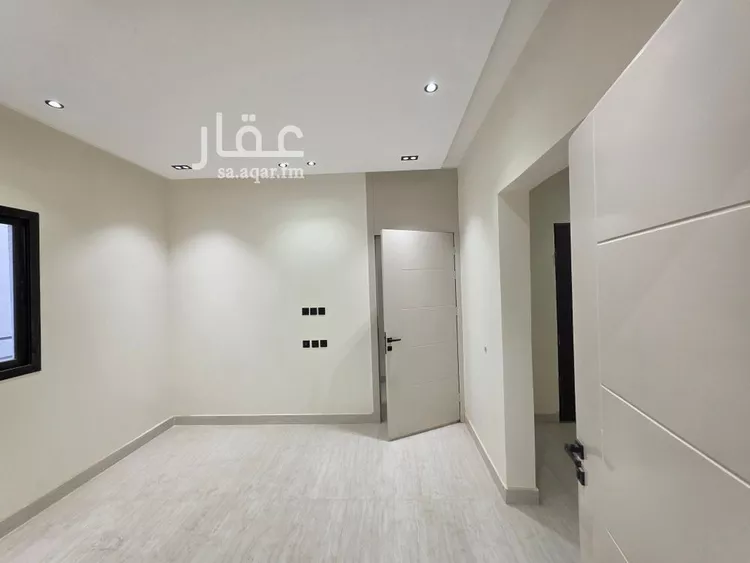 دور للبيع في شارع العزيزيه, حي طيبة, مدينة الرياض, منطقة الرياض 8
