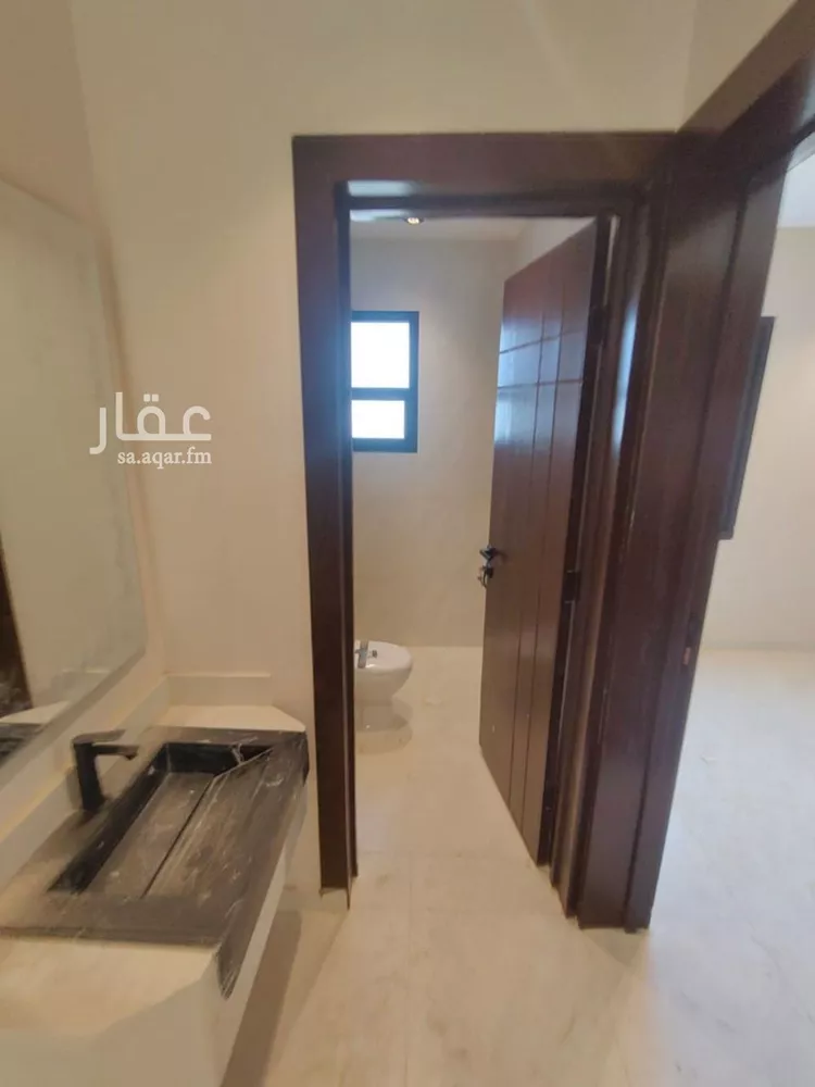 دور للبيع في شارع العزيزيه, حي طيبة, مدينة الرياض, منطقة الرياض 6