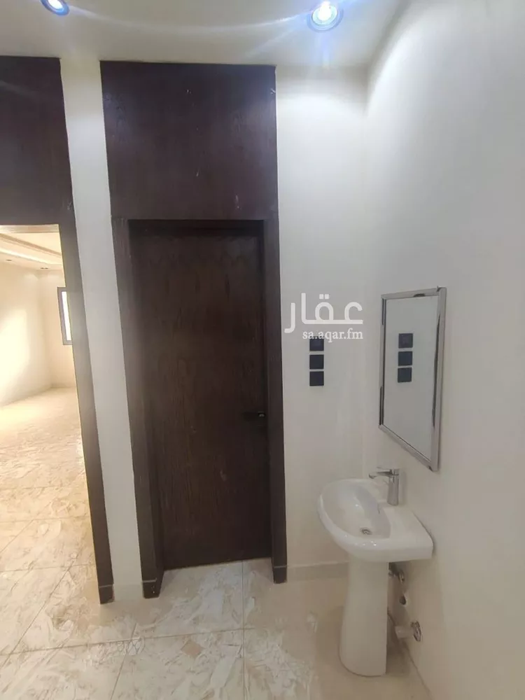 دور للبيع في شارع السخاء, حي بدر, مدينة الرياض, منطقة الرياض 10