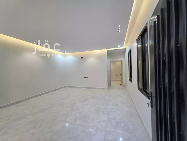 فيلا للبيع في شارع العزيزيه, حي طيبة, مدينة الرياض, منطقة الرياض 10