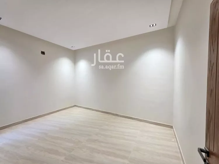 فيلا للبيع في شارع أبي عبدالله النحوي, حي بدر, مدينة الرياض, منطقة الرياض صورة 4