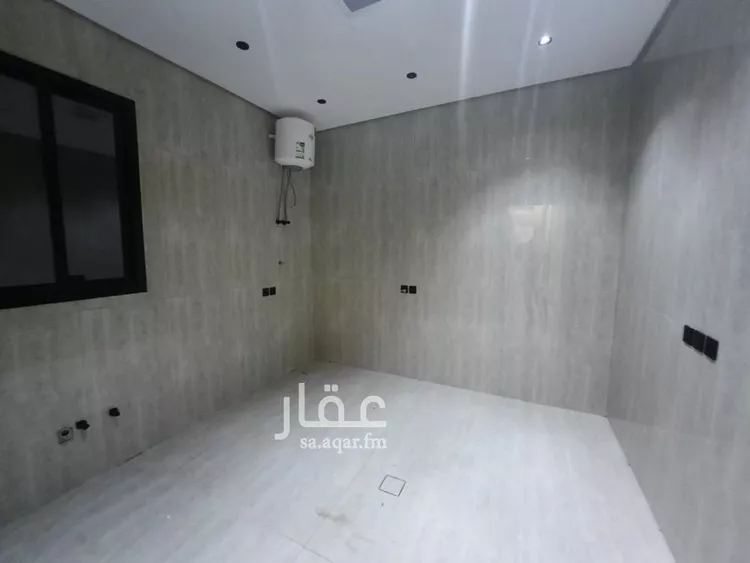 Floor for Sale in Riyadh Al Uraija Al Gharbiyah 9