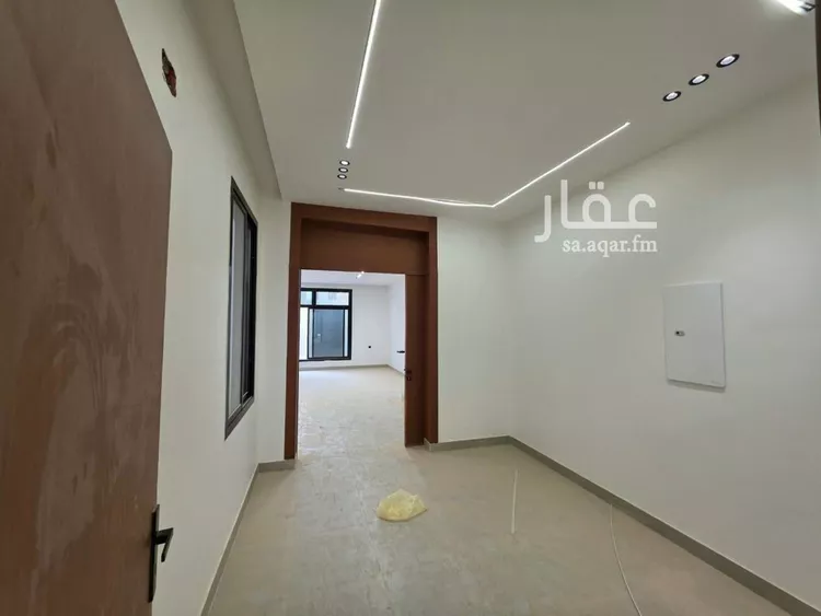 فيلا للبيع في شارع العزيزيه, حي طيبة, مدينة الرياض, منطقة الرياض صورة 4