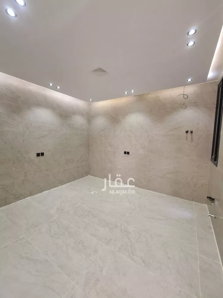 دور للبيع في شارع العزيزيه, حي طيبة, مدينة الرياض, منطقة الرياض 10