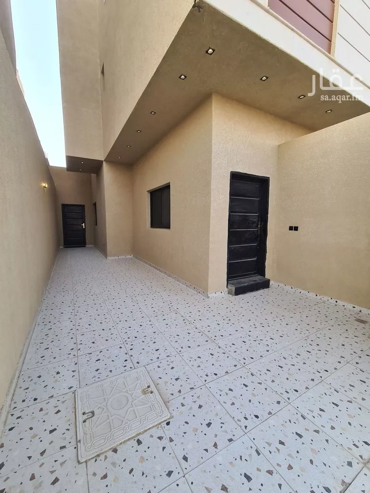 فيلا للبيع في شارع العزيزيه, حي طيبة, مدينة الرياض, منطقة الرياض صورة 3