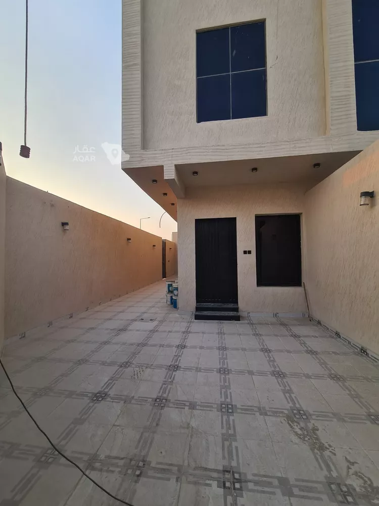 دور للبيع في شارع العزيزيه, حي طيبة, مدينة الرياض, منطقة الرياض صورة 2