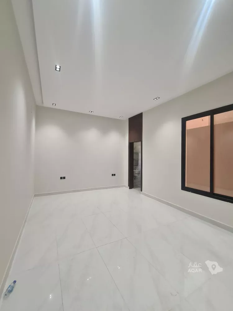 دور للبيع في شارع العزيزيه, حي طيبة, مدينة الرياض, منطقة الرياض 9