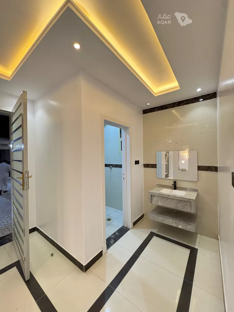 Villa for Sale in Riyadh Tuwaiq 3