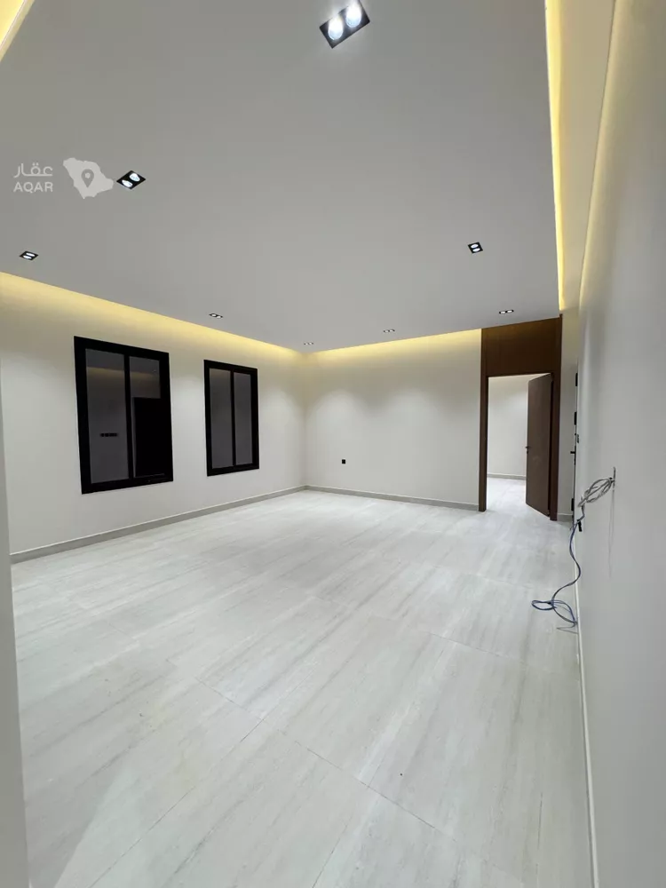 Floor for Sale in Riyadh Dahiat Namar 10