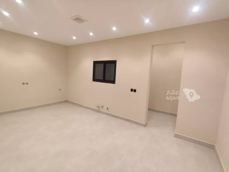 دور للبيع في شارع حجة الإسلام, حي عكاظ, مدينة الرياض, منطقة الرياض 10