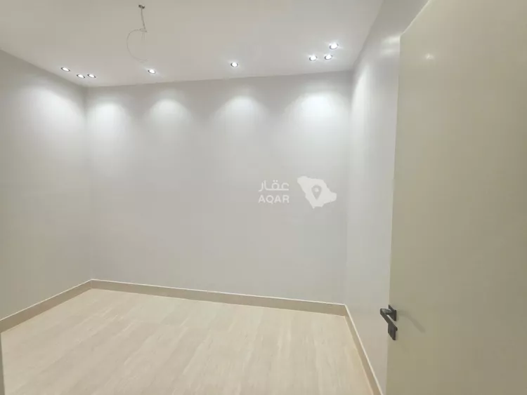دور للبيع في شارع العزيزيه, حي طيبة, مدينة الرياض, منطقة الرياض 13