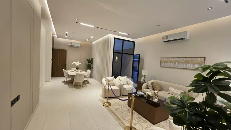 Floor for Sale in Riyadh Okaz 9