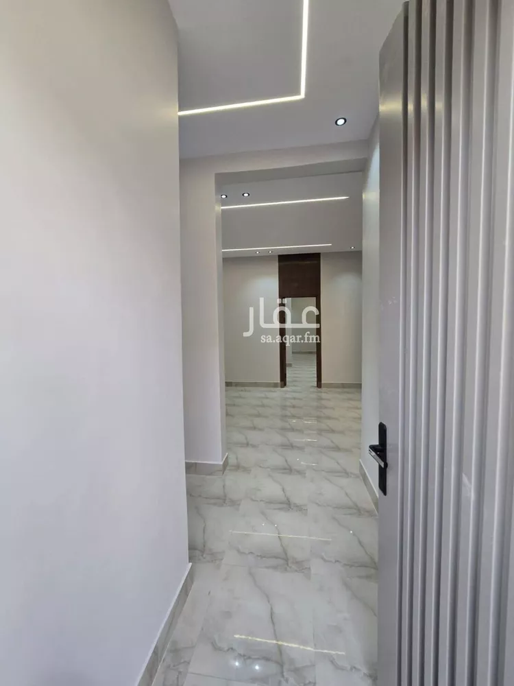 دور للبيع في شارع عبدالرحمن الداخل, حي طويق, مدينة الرياض, منطقة الرياض صورة 2