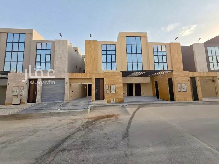 دور للبيع في شارع الامام مسلم, حي بدر, مدينة الرياض, منطقة الرياض صورة 2