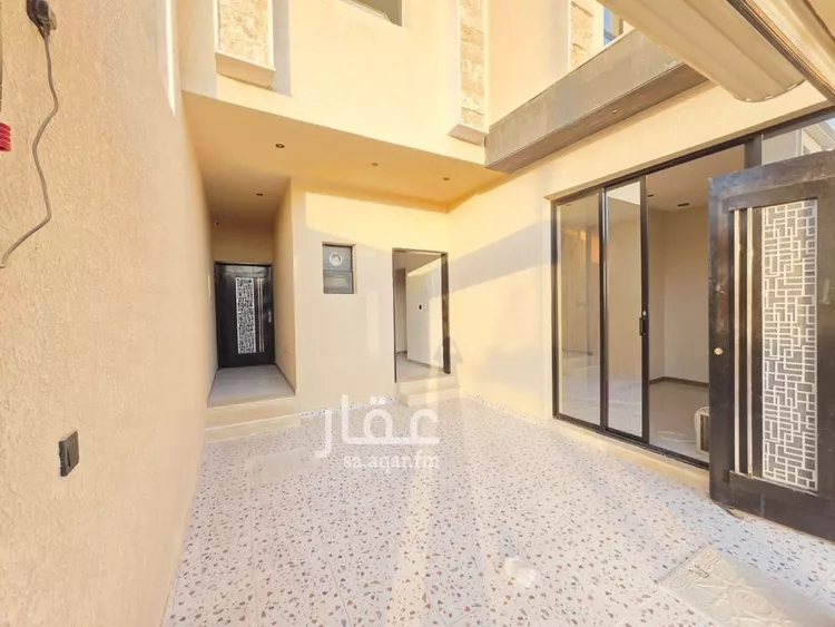 دور للبيع في شارع رفحاء, حي طيبة, مدينة الرياض, منطقة الرياض صورة 3