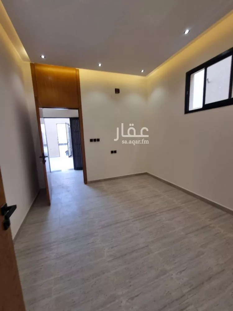 فيلا للبيع في شارع بعلبك, حي عكاظ, مدينة الرياض, منطقة الرياض صورة 4