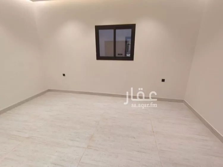 دور للبيع في شارع ريس, حي بدر, مدينة الرياض, منطقة الرياض صورة 5