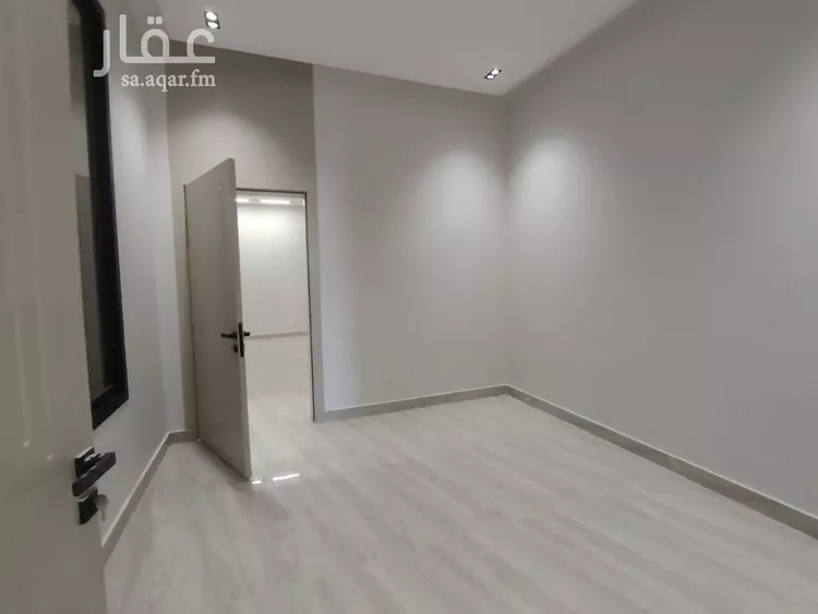 دور للبيع في شارع العزيزيه, حي طيبة, مدينة الرياض, منطقة الرياض صورة 4