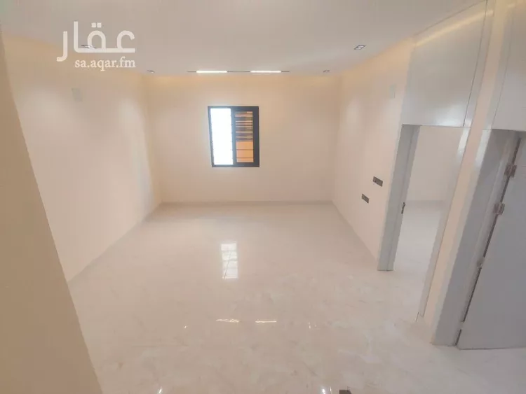 فيلا للبيع في شارع ابن نعيم, حي طيبة, مدينة الرياض, منطقة الرياض 8