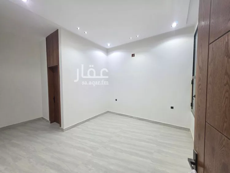 فيلا للبيع في شارع العزيزيه, حي طيبة, مدينة الرياض, منطقة الرياض صورة 3