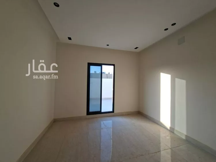 شقة للبيع في شارع العزيزيه, حي طيبة, مدينة الرياض, منطقة الرياض صورة 3