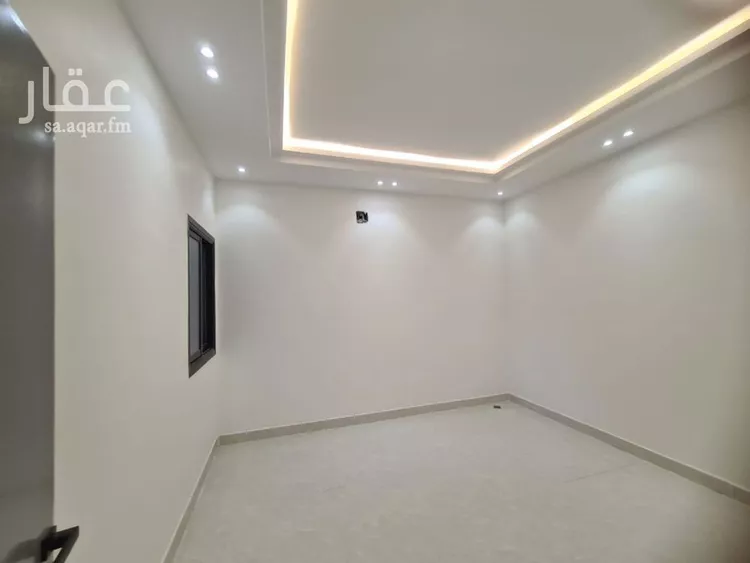 فيلا للبيع في شارع ريس, حي بدر, مدينة الرياض, منطقة الرياض 9