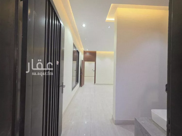 فيلا للبيع في شارع جنادة الهروي, حي بدر, مدينة الرياض, منطقة الرياض 10